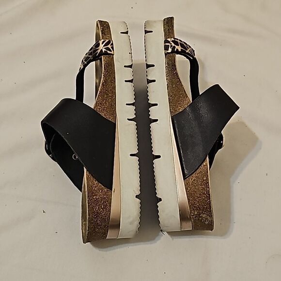 - Mephisto loop toe sandals size 36 - Picture 4 of 6